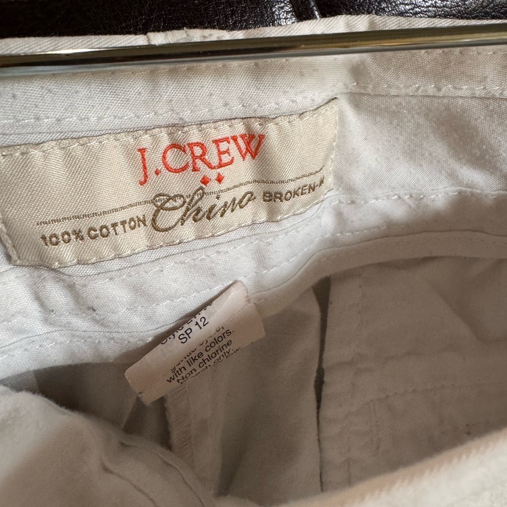 J Crew Broken-In Chino Shorts White Womens Size 6 Mid-Rise Cotton - Picture 2 of 2
